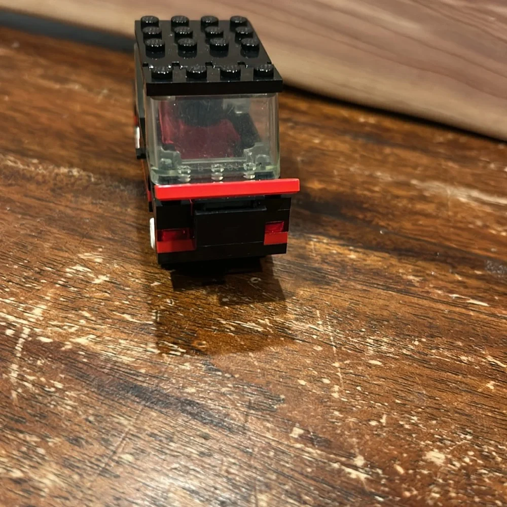Retired LEGO Set 1496: Rally Car